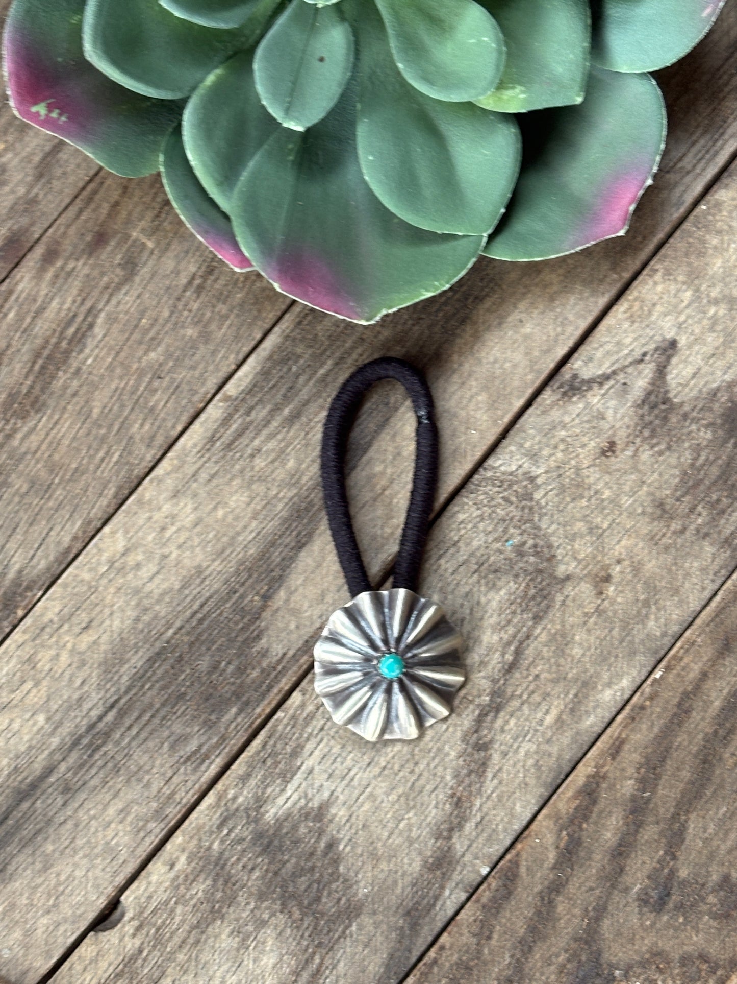 Authentic Conch Sterling Silver & Turquoise hair tie