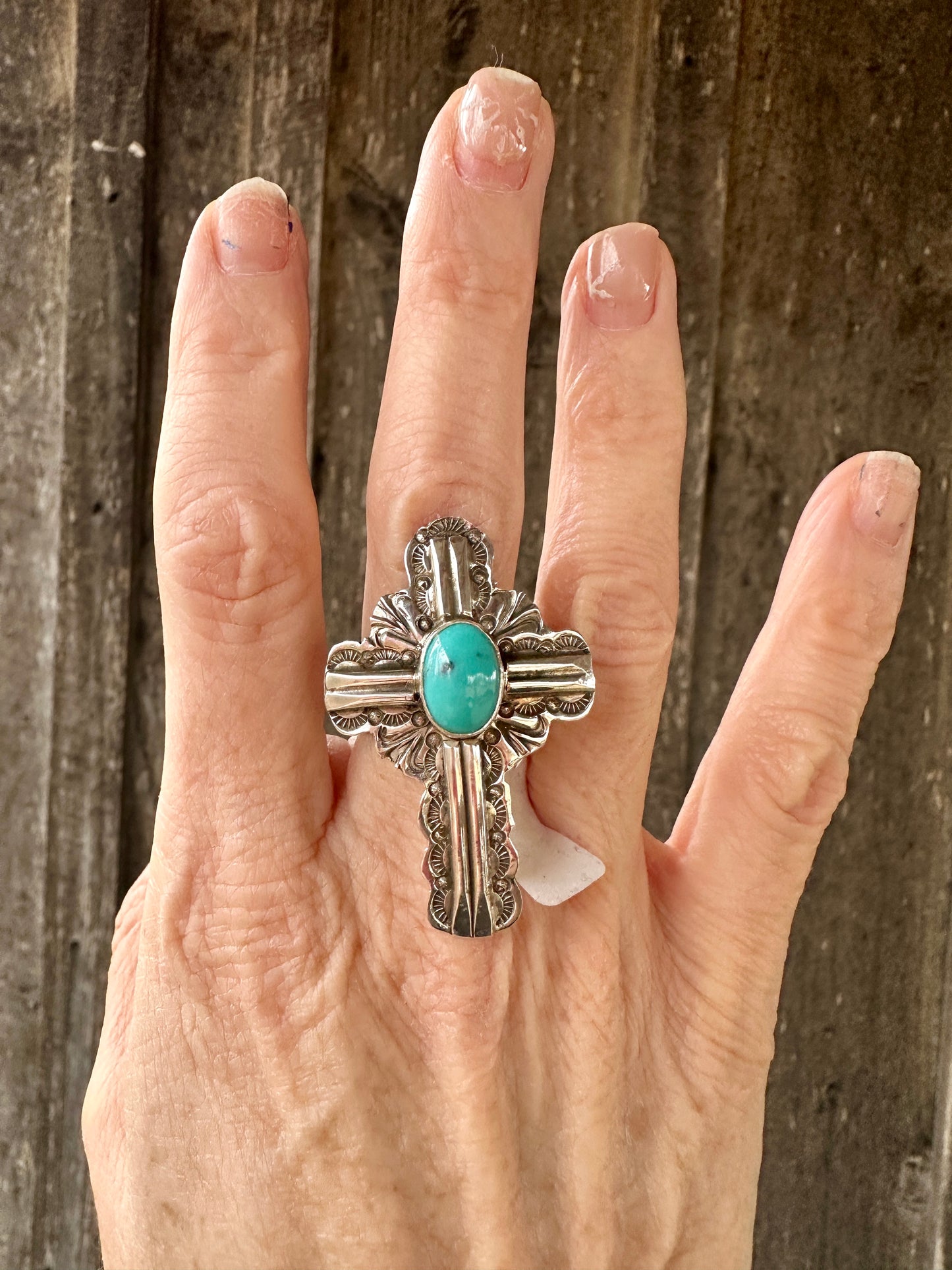 Adjustable Campitos Cross Ring