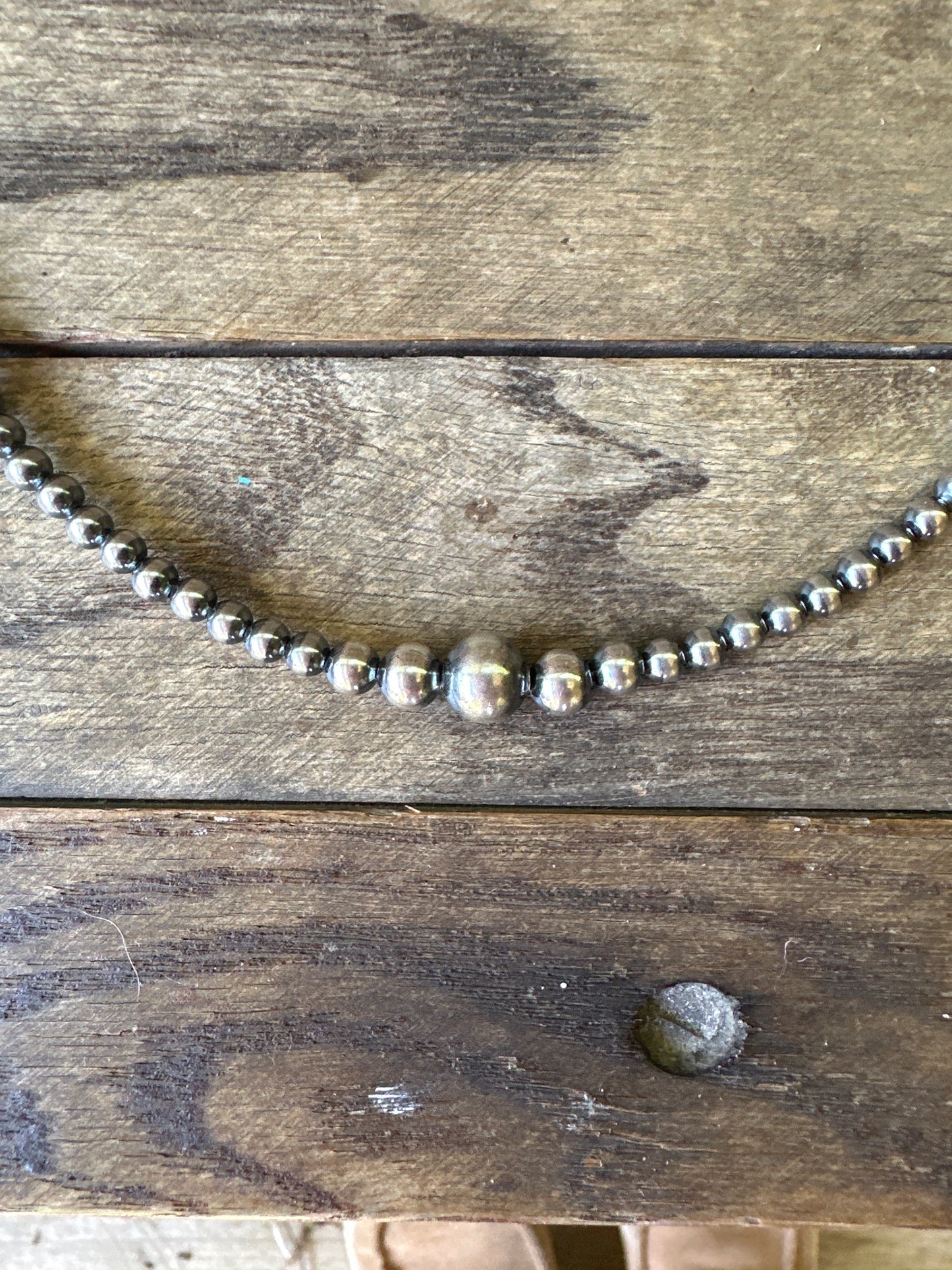 18 inch Graduated Sterling Silver Pearls necklace