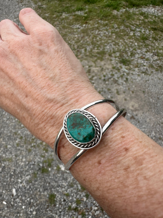Navajo Kingman Cuff