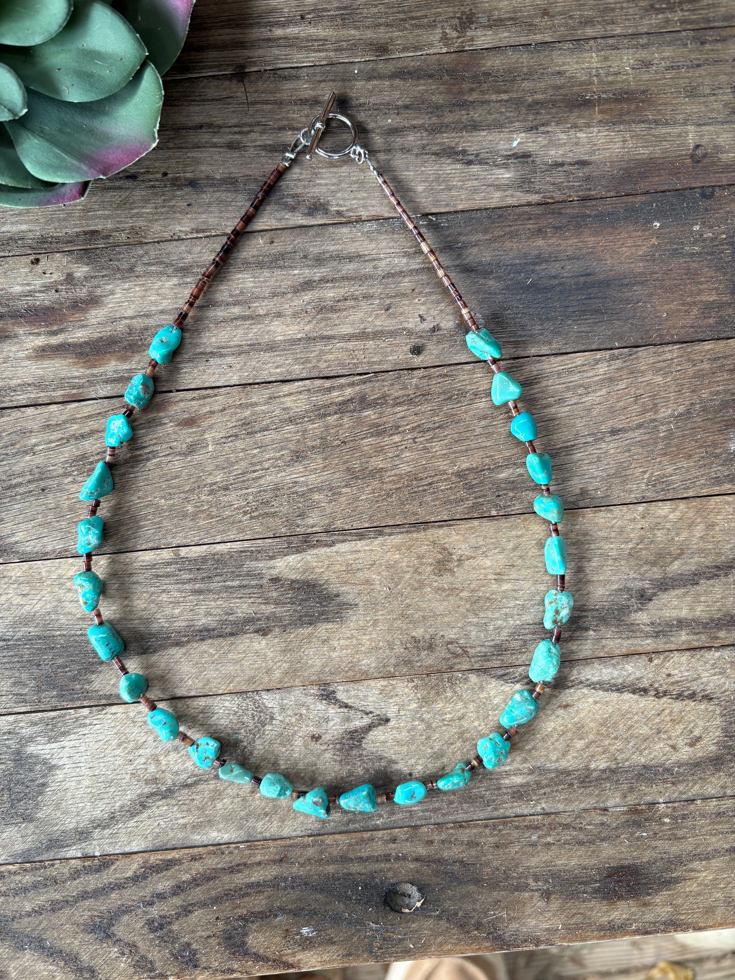 19" Turquoise and Shell Necklace – Bright Natural Stones