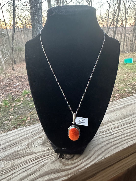 Spiny Oyster Pendant Orange