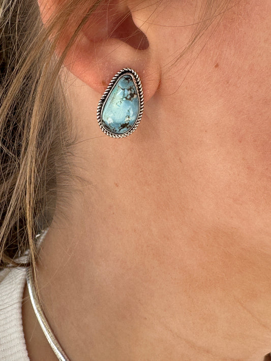 Golden Hills Post Earrings – Handcrafted & Navajo Made