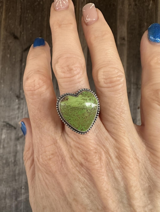 Gaspeite Ring